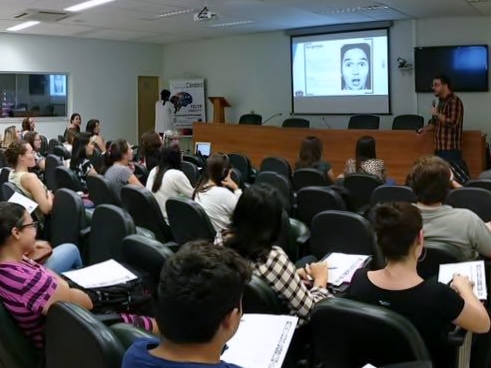Psicólogo Dr. Vinícius Ferreira Borges @evipsi Semana Nacional do Cérebro BAW